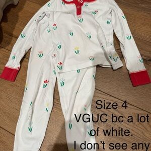 The Beaufort Bonnet Company White Floral Pajama Set with Red Trim